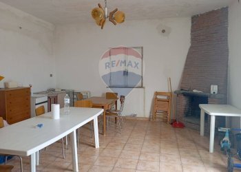 Sala da pranzo - Terreno agricolo contrada corvo
 
snc, Bronte - foto 9