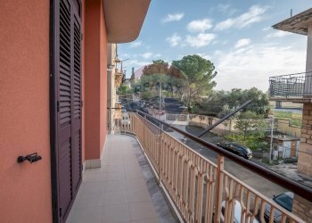 Balcone - Independent house Via Cirene
 
17, Lentini - photo 10