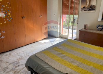 Camera / camera da letto - Trilocale via madonna delle lacrime
 
3/a, San Giovanni la Punta - foto 11