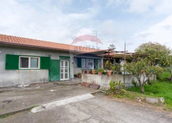 Casa all\'aperto - Villa Via Torrente Lavinaio
 
39, Viagrande - foto 1