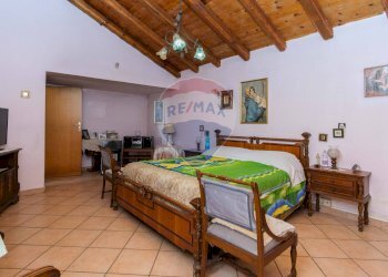 Camera / camera da letto - Villa Via Torrente Lavinaio
 
39, Viagrande - foto 7