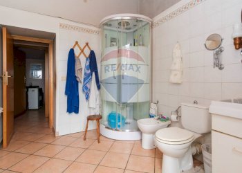 Bagno - Villa Via Torrente Lavinaio
 
39, Viagrande - foto 9