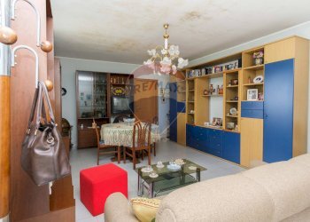 Sala da pranzo - Villa Via Torrente Lavinaio
 
39, Viagrande - foto 10