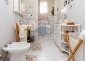 Bagno - Villa Via Torrente Lavinaio
 
39, Viagrande - foto 13