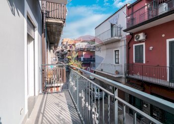 Balcone - Casa indipendente Via Abate Meli
 
81, Paterno - foto 11