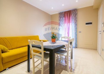 Sala da pranzo - Casa indipendente Via Abate Meli
 
81, Paterno - foto 24