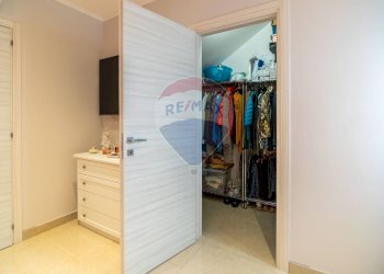 Cabina armadio - Casa indipendente Via Abate Meli
 
81, Paterno - foto 30