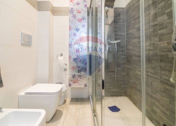 Bagno - Casa indipendente Via Abate Meli
 
81, Paterno - foto 33