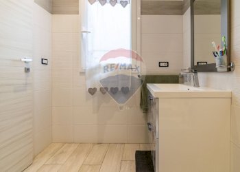 Bagno - Casa indipendente Via Abate Meli
 
81, Paterno - foto 34