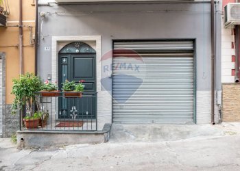 Edificio all\'aperto - Casa indipendente Via Abate Meli
 
81, Paterno - foto 2