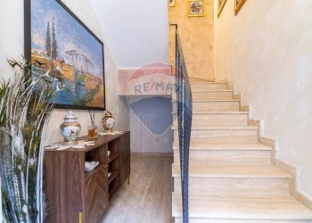 Scale - Casa indipendente Via Abate Meli
 
81, Paterno - foto 47