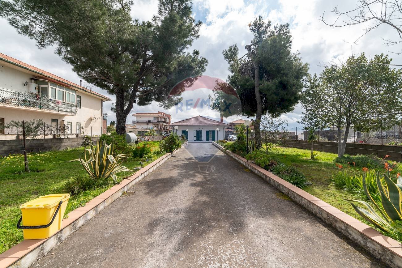 Casa all\'aperto - Casa indipendente Via del Pavone
 
29, Belpasso - foto 2