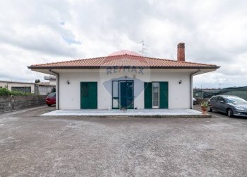 Casa all\'aperto - Casa indipendente Via del Pavone
 
29, Belpasso - foto 1