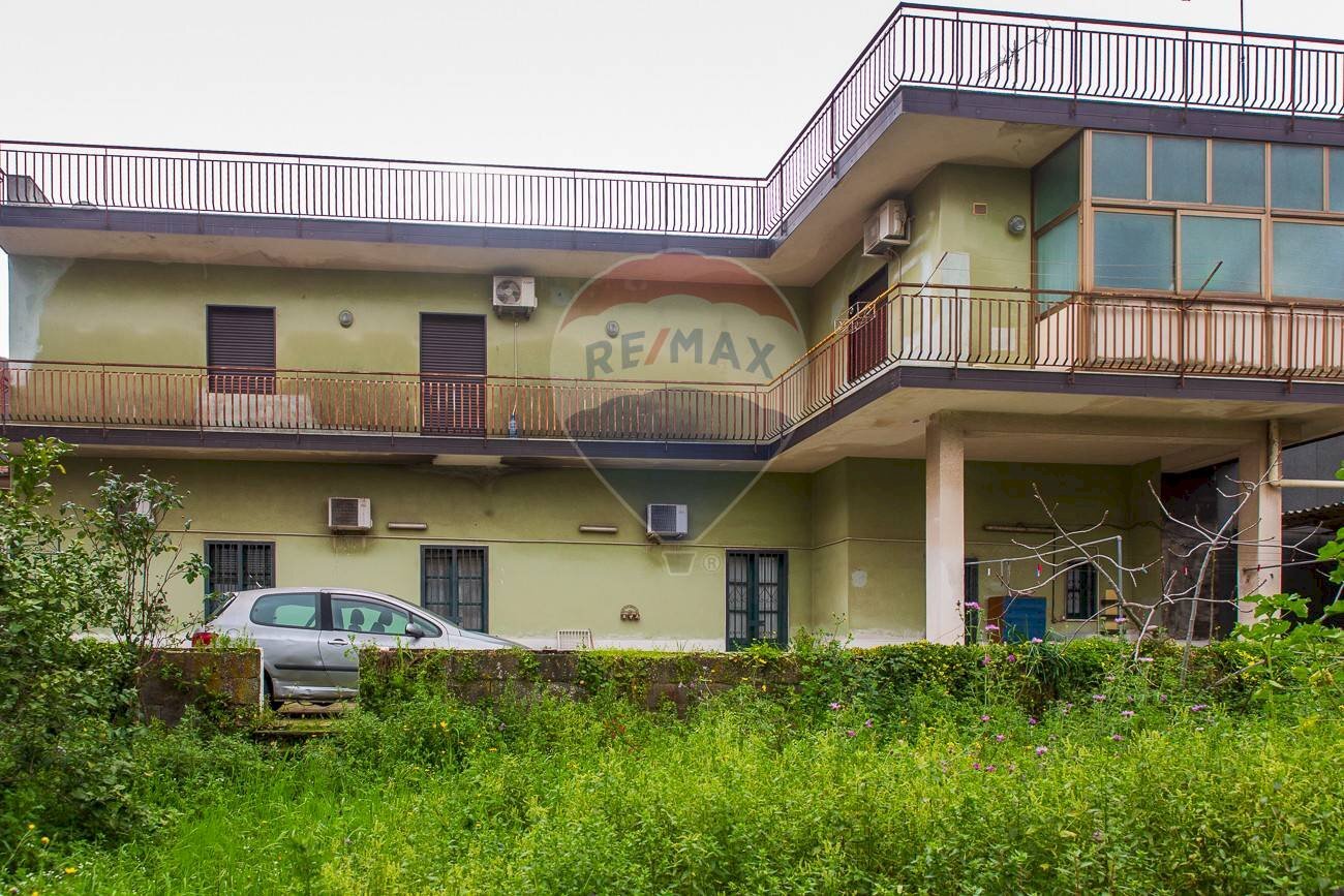 Edificio all\'aperto - Independent house via nazario sauro
 
76, San Giovanni la Punta - photo 2