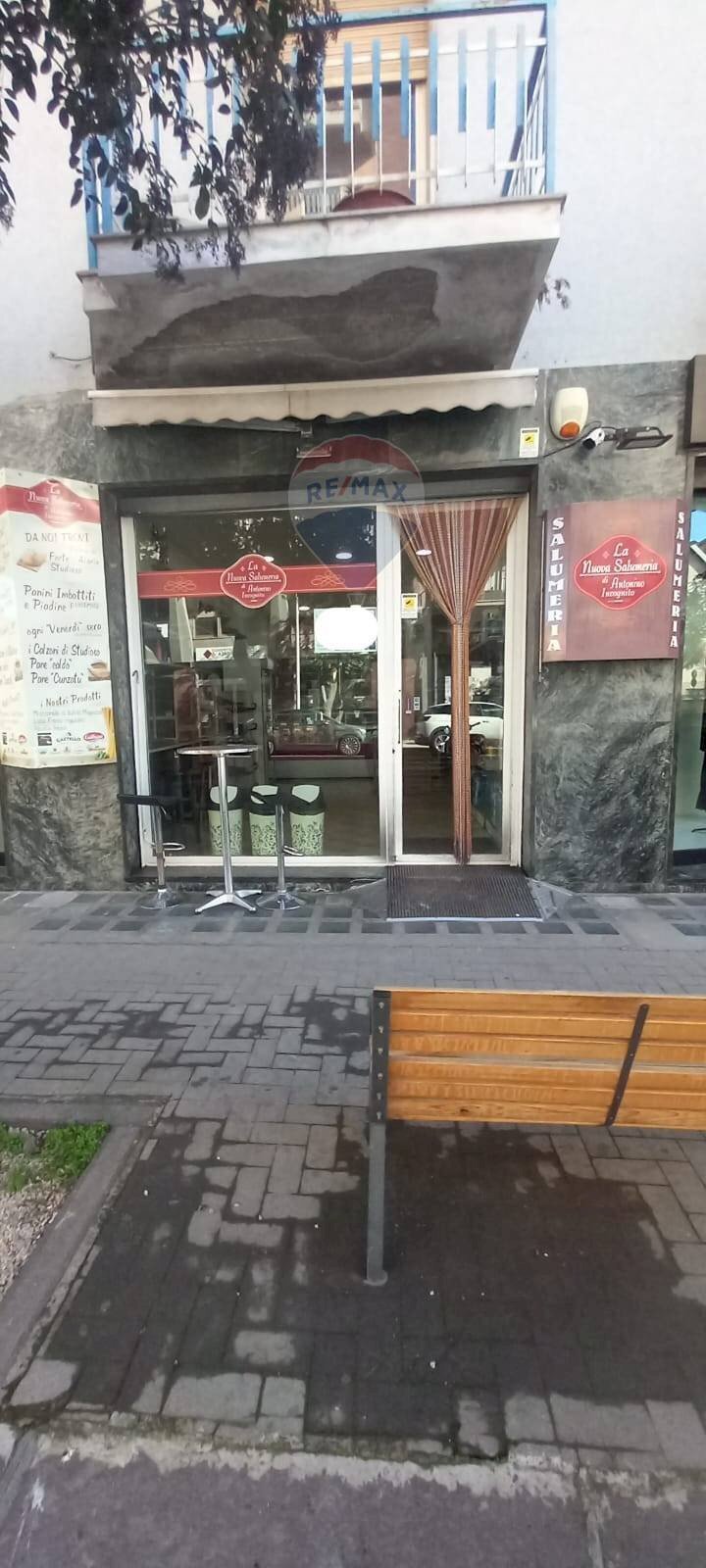 Edificio all\'aperto - Attività Commerciale Viale Principe Umberto
 
39, Caltagirone - foto 3