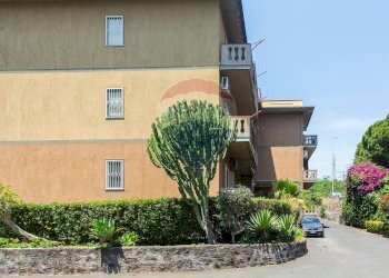 Edificio all\'aperto - Quadrilocale Via Matteo Ricci, Catania - foto 21