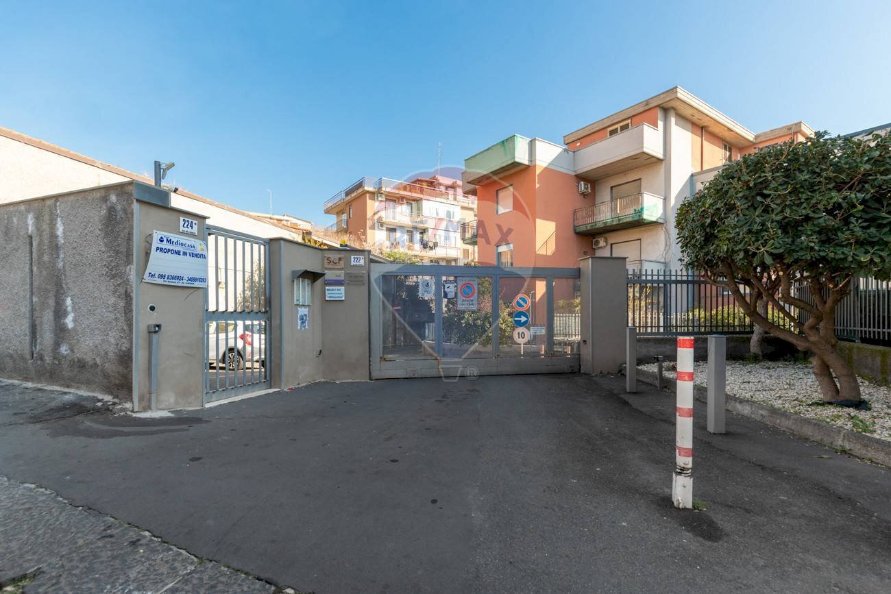 Edificio all\'aperto - Box Via Del Bosco
222, Catania - photo 2