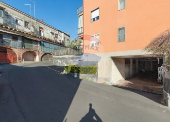 Edificio all\'aperto - Box Via Del Bosco
 
222, Catania - foto 9