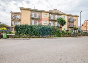 Edificio all\'aperto - Appartamento Via Francesco Spadaro
 
5, Caltagirone - foto 1