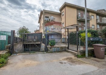Edificio all\'aperto - Appartamento Via Francesco Spadaro
 
5, Caltagirone - foto 3