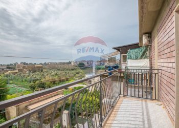 Balcone - Appartamento Via Francesco Spadaro
 
5, Caltagirone - foto 20