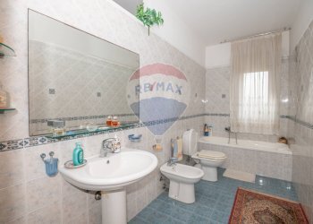 Bagno - Appartamento Via Francesco Spadaro
 
5, Caltagirone - foto 26