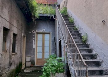 Giardino - Casa indipendente Via Baratta
 
178/180, Paterno - foto 2