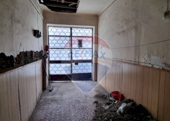 Hall / corridoio - Casa indipendente Via Baratta
 
178/180, Paterno - foto 10