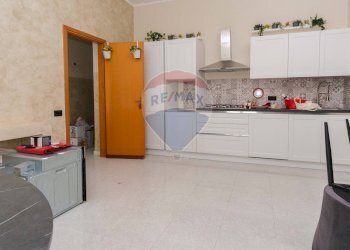 Cucina - Appartamento Via Tommaso Fazello
 
10, Pedara - foto 2