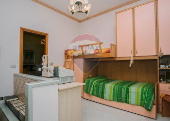 Camera / camera da letto - Appartamento Via Tommaso Fazello
 
10, Pedara - foto 26