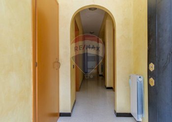 Hall / corridoio - Appartamento VIA CESARE BECCARIA
 
10, Pedara - foto 3