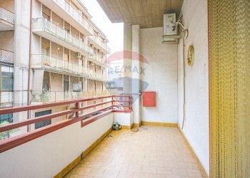 Balcone - Appartamento Via Vittorio Emanuele Orlando
 
34, Adrano - foto 9