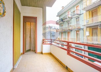 Balcone - Appartamento Via Vittorio Emanuele Orlando
 
34, Adrano - foto 10