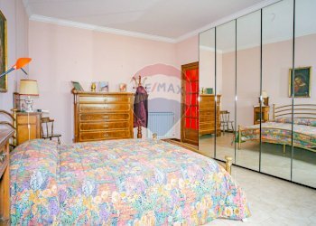 Camera / camera da letto - Appartamento Via Vittorio Emanuele Orlando
 
34, Adrano - foto 20