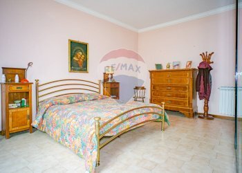 Camera / camera da letto - Appartamento Via Vittorio Emanuele Orlando
 
34, Adrano - foto 21