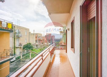 Balcone - Appartamento Via Vittorio Emanuele Orlando
 
34, Adrano - foto 33