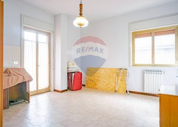 Stanza vuota - Appartamento Via Vittorio Emanuele Orlando
 
34, Adrano - foto 37