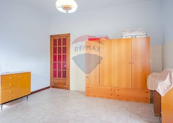 Camera / camera da letto - Appartamento Via Vittorio Emanuele Orlando
 
34, Adrano - foto 38