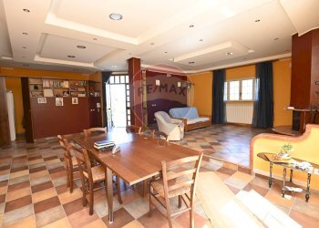 Sala da pranzo - Villa sp48
 
snc, Caltagirone - foto 3