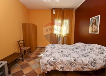 Camera / camera da letto - Villa sp48
 
snc, Caltagirone - foto 12