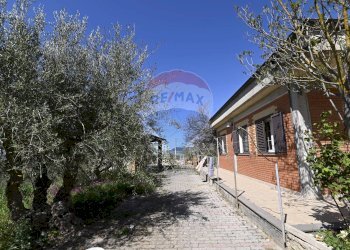 Casa all\'aperto - Villa sp48
 
snc, Caltagirone - foto 38