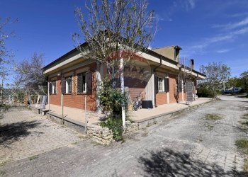 Casa all\'aperto - Villa sp48
 
snc, Caltagirone - foto 39