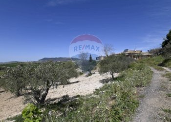 Vista delle montagne - Villa sp48
 
snc, Caltagirone - foto 59