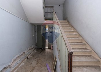 Scale - Casa indipendente Via Principe di Piemonte
 
52, Fiumefreddo di Sicilia - foto 10