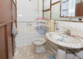 Bagno - Casa indipendente Via Principe di Piemonte
 
52, Fiumefreddo di Sicilia - foto 14