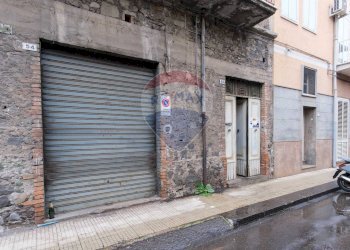 Edificio all\'aperto - Casa indipendente Via Principe di Piemonte
 
52, Fiumefreddo di Sicilia - foto 2