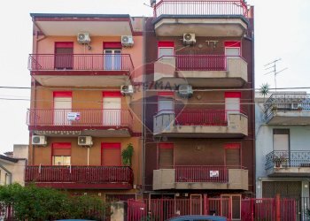 Edificio all\'aperto - Attico Via Vincenzo Zaccà 64
 
64, Catania - foto 2