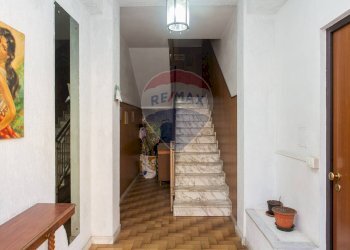 Scale - Attico Via Vincenzo Zaccà 64
 
64, Catania - foto 9