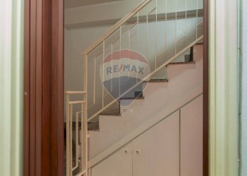 Scale - Attico Via Vincenzo Zaccà 64
 
64, Catania - foto 37