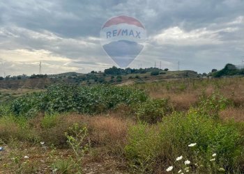 Vista delle montagne - Terreno agricolo Stradale Cravone
 
snc, Misterbianco - foto 3